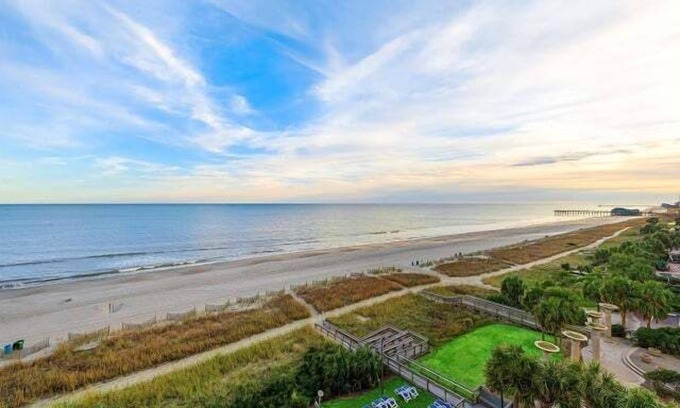 Myrtle Beach Condo | Camelot 605 Luxe 2BR, Oceanfront Myrtble Beach Winter Rental Getaway