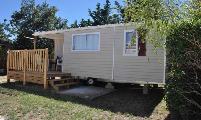 Le Boulou House | Camping 3 étoiles - Piscine - eecbhd