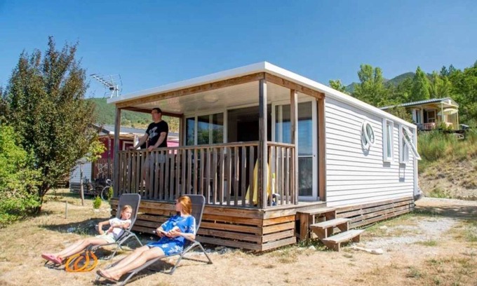 Rosans House | Camping 4 étoiles - Piscine - ccbacgd