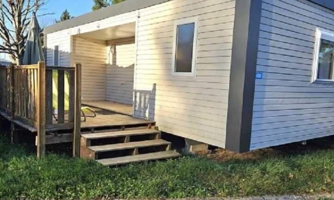 Charlieu House | Camping - ccbbcai - Two Bedroom Apartment, Sleeps 6