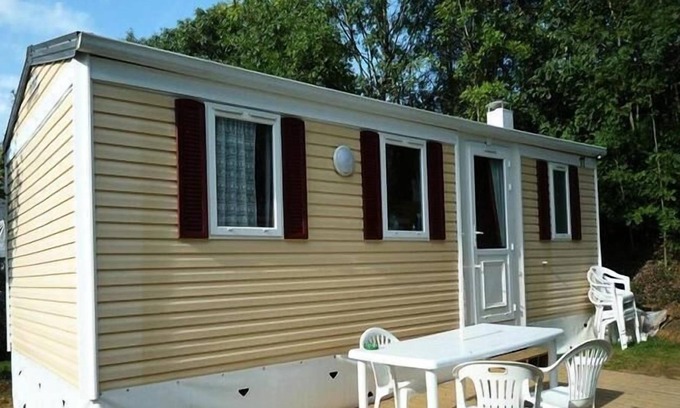 Mervent House | Camping La Joletière *** - Mobile Home 4 Rooms 6 People