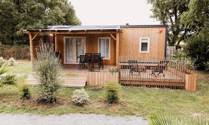 Saint-Laurent-de-Medoc House | Camping Le Paradis * - Mobile Home Magnolia 3 Rooms 4 People Air-conditioned + TV
