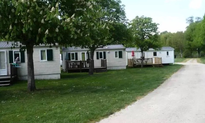 Chemery House | CAMPING THE GUE * - Mobil home 28 m2 - 3 bedrooms 6/8 people 8 people