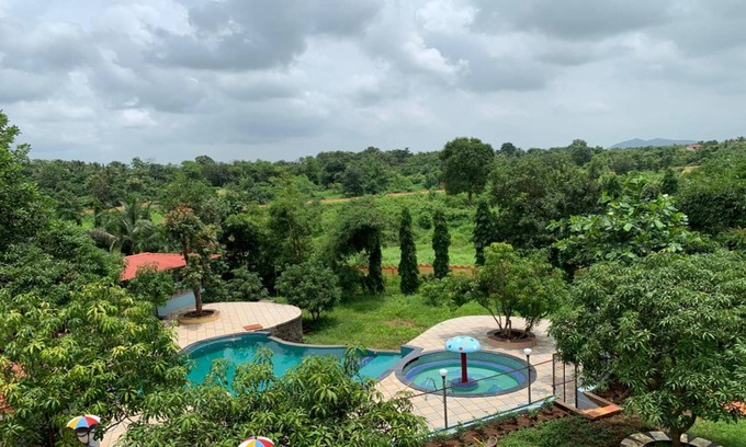 Badlapur Hotel | Campistaan Badlapur