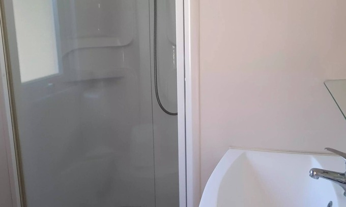 Estavar House | Campsite Les Jardins d'Estavar* - 2 Room Mobile Home 2 People