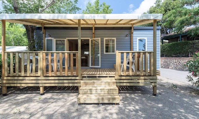 La Trinite-sur-Mer House | Campsite Romanée Le Kervilor* - Mobile home Comfort 4 rooms 6 people air-conditioned