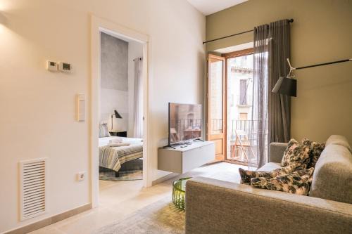 Besalu Apartment | Can Bona Casa - Apartamento con vistas a la plaza