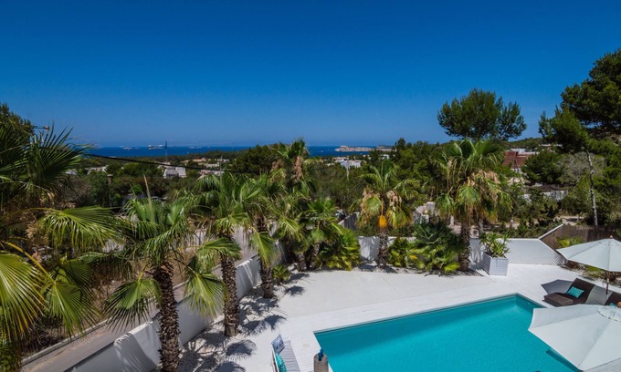 Cala Comte Villa | Can Love, sea view and Sunset.