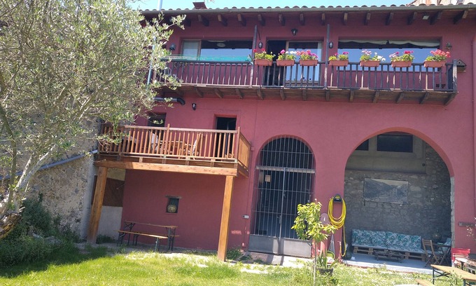 Sant Esteve d'en Bas Cottage | Can MiA, charming house, in La Vall d'en Bas