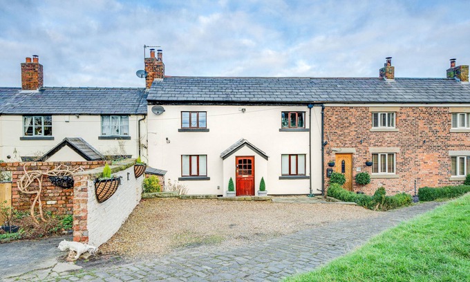 Burscough Cottage | Canal side cottage with hot tub, sky tv and log fire