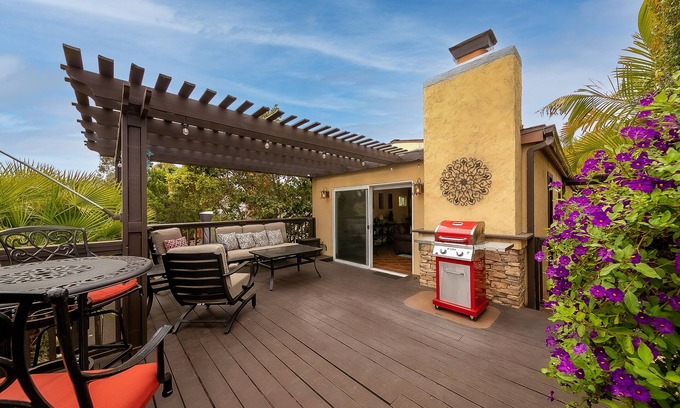 Bay Park House | Canyon Palms Spanish-style home in the hills with canyon views, furnished deck, AC, & WiFi