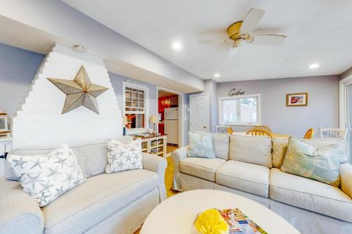 Dennis Port House | Cape Cod Beach Cottage