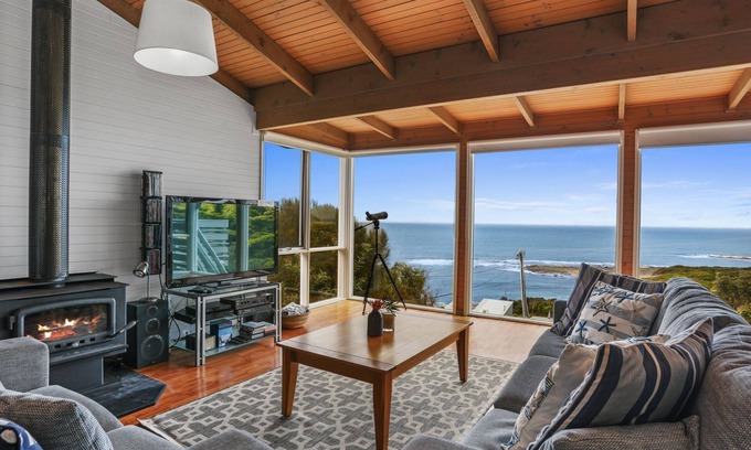 Marengo House | Cape Paradiso - Ocean At Your Doorstep, WIFI