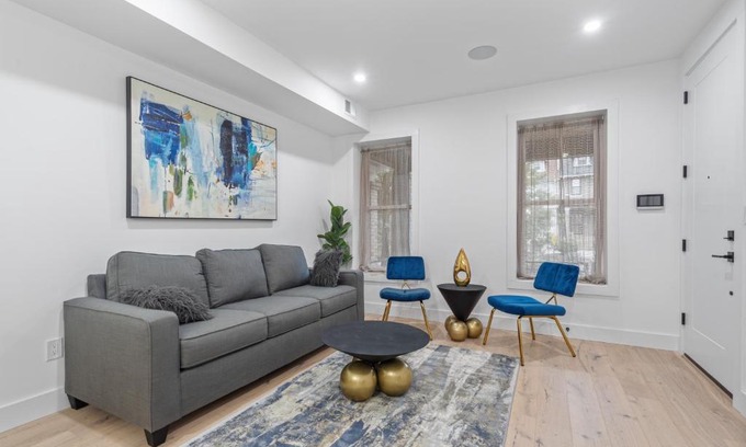 Petworth Apartment | Capitol View2 Townhouse Condo