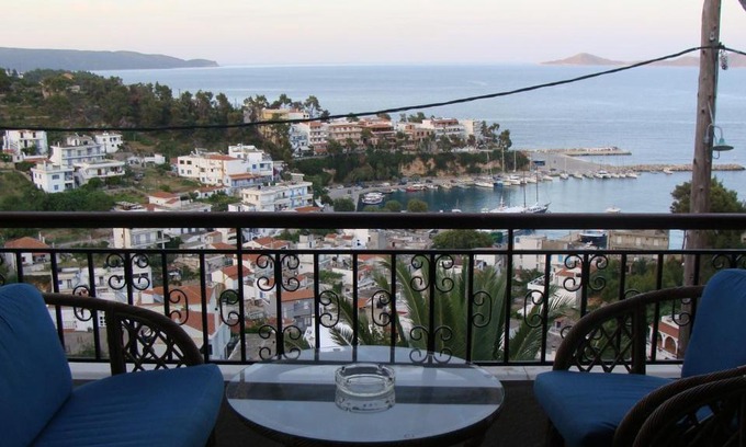 Patitiri Apartment | Captain George's Apartments