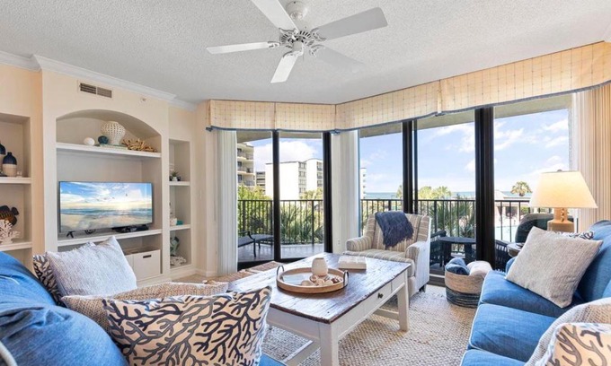 Litchfield by the Sea House | Captain's Quarters Upscale 3 Bedroom Condo