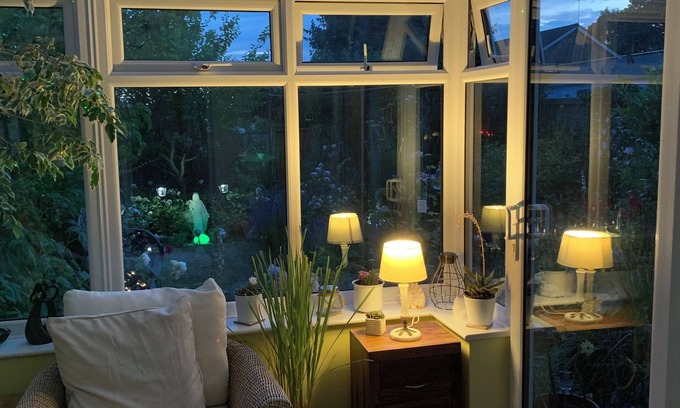 Amesbury House | Captivating 2-bed House in Amesbury, Salisbury