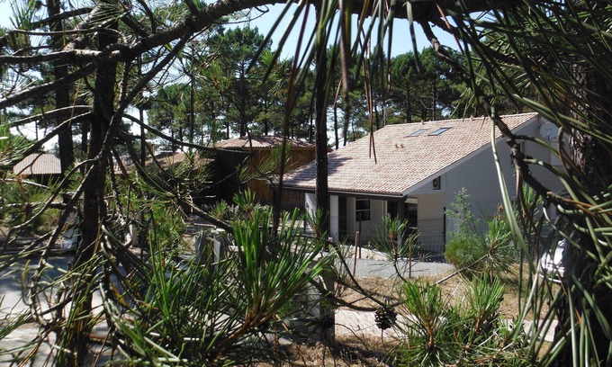 Carcans Plage Apartment | Carcans Plage: in the forest, 2 minutes away from the beach