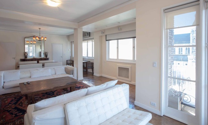 Retiro Apartment | Carlitos Gardel | Spacious 3 Bedroom in Downtown