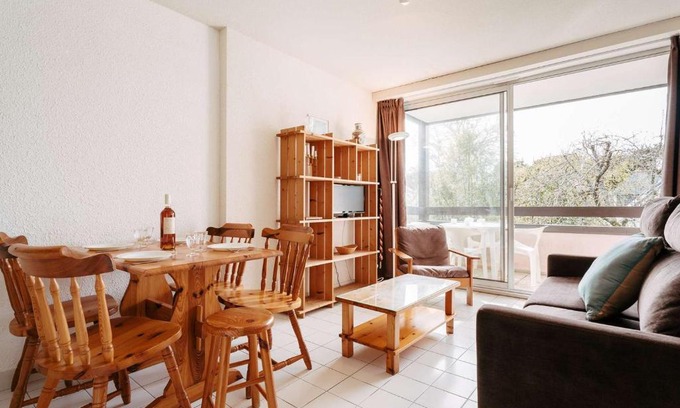 Carnac Apartment | Carnac - Studio cabine proche plage avec parking et animaux acceptés - FR-1-477-139