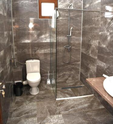 Craiova House | Casă la cantonament