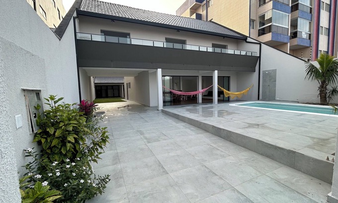 Matinhos House | Casa a Beira-mar