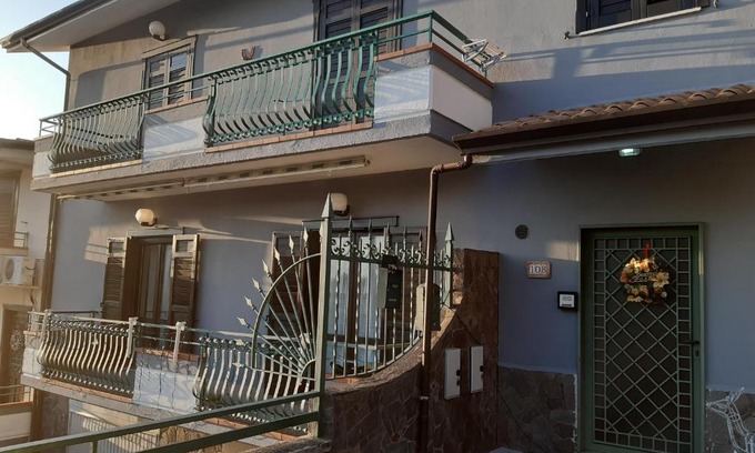 Santo Stefano del Sole Apartment | Casa Amoroso