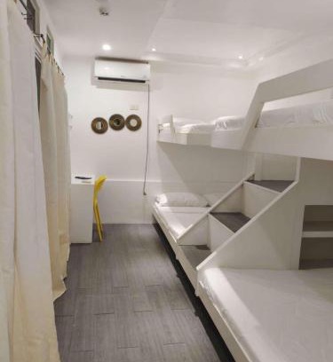 Bagalangit Hotel | Casa Bahia Dive Resort