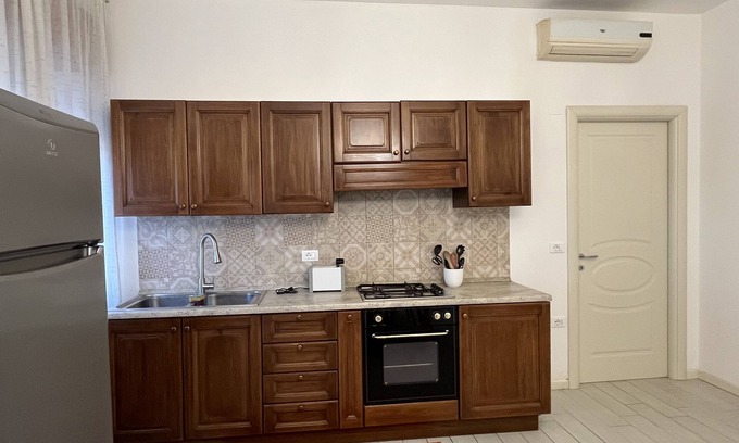 Monteforte d'Alpone Apartment | Casa Bianca, holiday home near Soave with garden, barbecue and small hydro pool