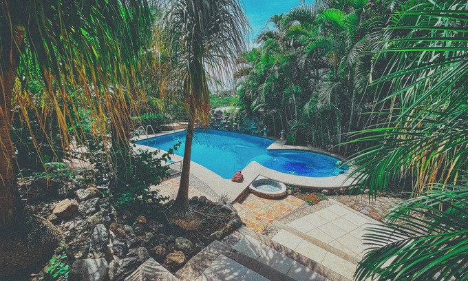 Xochitepec House | Casa Bonita in Santa Fe