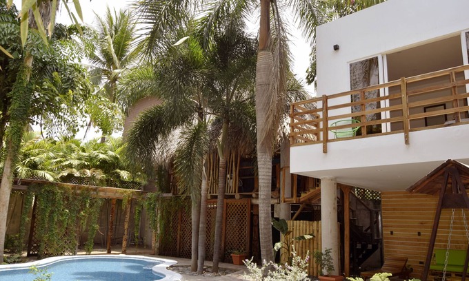 El Tunco House | Casa Bonita: Private Oasis in Charming Beach Town