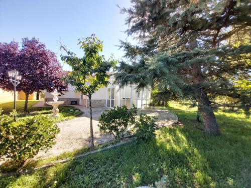 Barbadillo House | Casa chalet en el campo