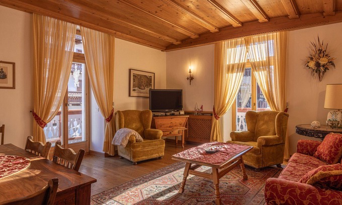 Cortina d'Ampezzo Historic Centre Apartment | Casa Ciclamino, in the center of Cortina d'Ampezzo
