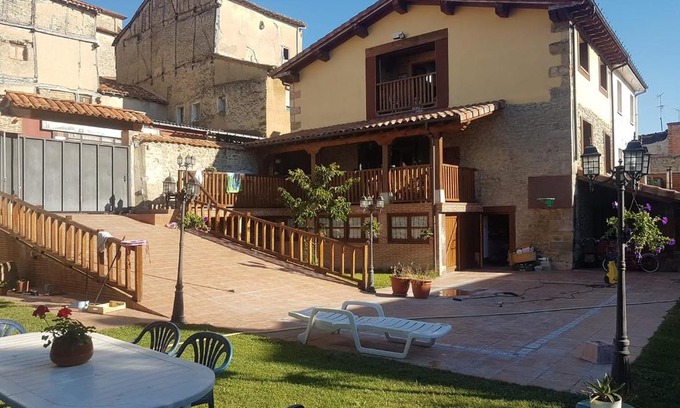 Medina De Pomar House | Casa Cristeta