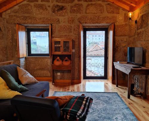 Loriga House | Casa da Cantareira