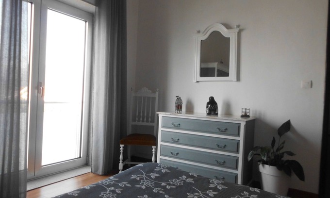 Refojos de Basto Apartment | Casa das Gazânias bed and breakfasts