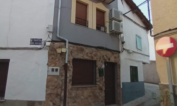 Candeleda House | Casa de Alquiler Vacacional en el Centro