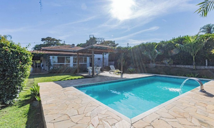 Porto Feliz Ski Chalet | Casa de Campo c/Piscina e Wi-Fi em Gramadinho