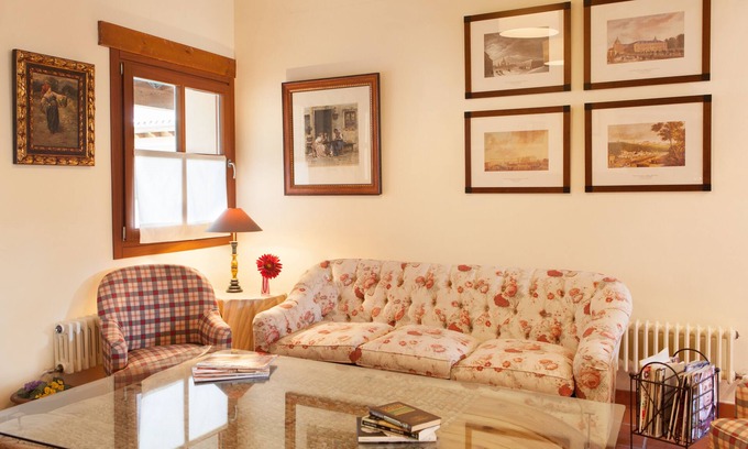 Almenara de Tormes House | Casa de Campo Olmo, wifi, pool and garden 17 km. of Salamanca