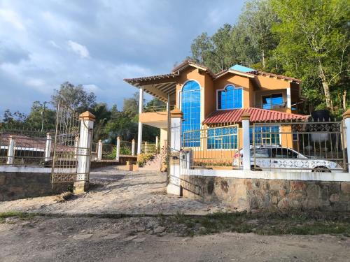 Gacheta House | Casa de campo Sueño Amatista