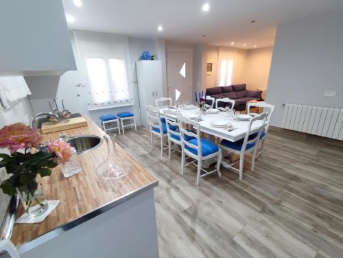 Navas de San Antonio House | Casa de David