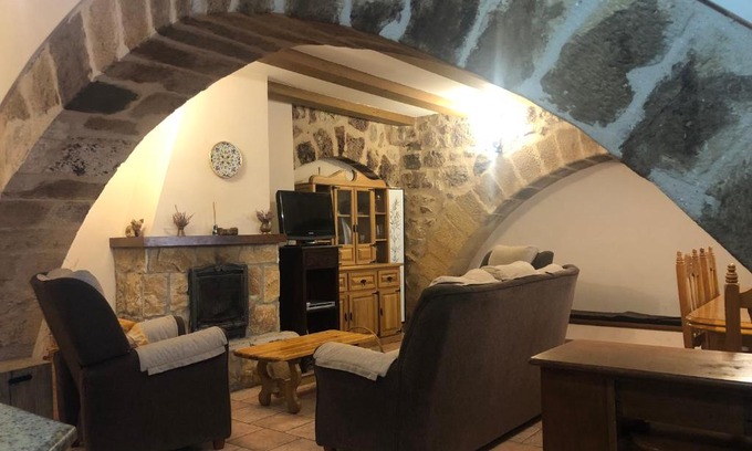 Ona House | Casa De La Juderia