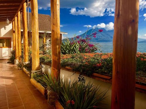 San Marcos La Laguna Villa | Casa de Los Angeles Lakefront Retreat with Sauna and Volcano Views
