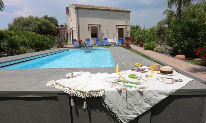 San Giovanni la Punta Villa | Casa delle foglie