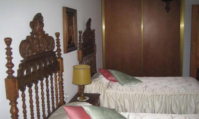 Gradefes House | Casa Doña Julia in Valdealcon