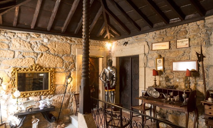 Meda House | Casa do Redondo