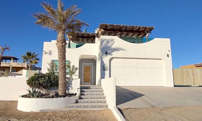 Las Conchas House | Casa Gio at Las Conchas - Spacious Home, Private Pool, Terrace w/Ocean Views in Puerto Peñasco