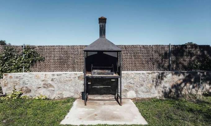 Navas de Riofrio Cottage | Casa Independiente Junto a la Montaña