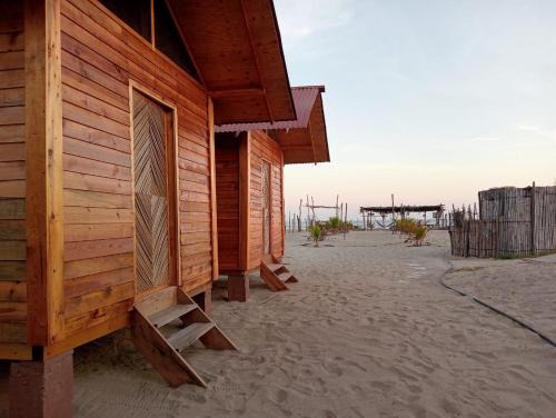 Villa de Tututepec de Melchor Ocampo House | Casa Laud chacahua cabañas