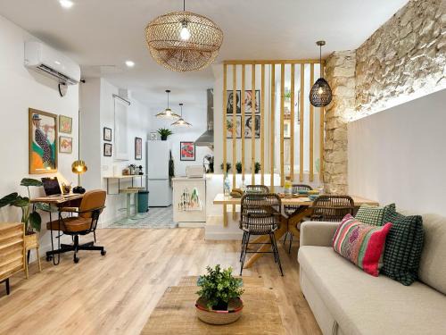 Campoamor Apartment | Casa Llorca. Estilo y tradición cerca del centro.